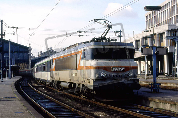 22260 SNCF 21-3-1989
