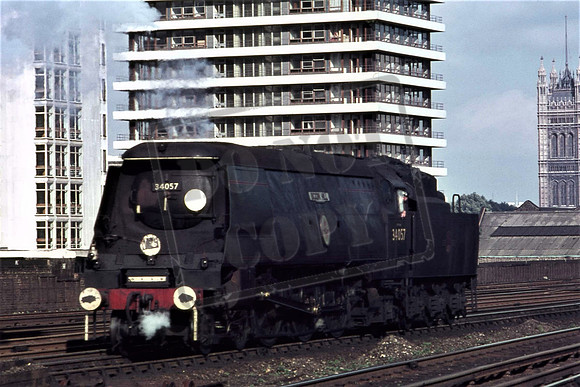34057 UNS  BIGGIN HILL