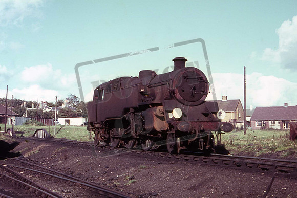 80016 UNS 4MT WEYMOUTH SHED 01-10-66
