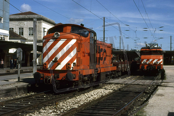 1466 POR English Electric diesel at  Porto 21-3-1988