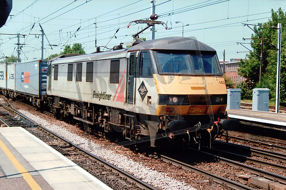 90 042 ipswich m