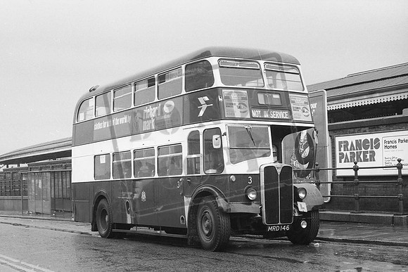 MRD146 Reading Corporation No3 outside Reading General Station. 28-06-74