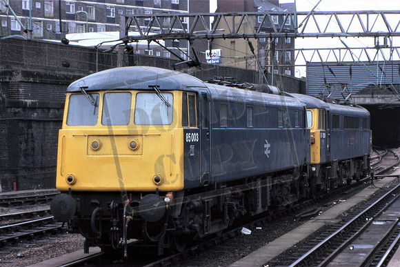 85003 UN85003  & 87019 At Euston 31-03-82