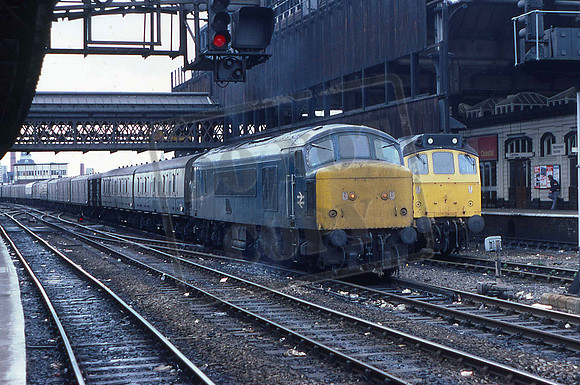 46039 Manchester Victoria 1983