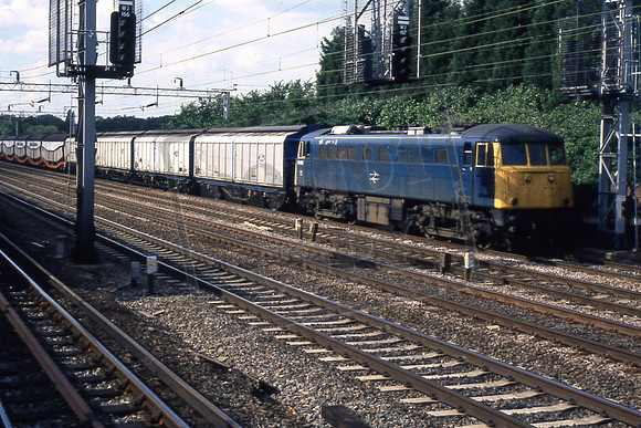 85109 (Cat No 1-46) Carpenter Park Station Fords Speedlink to Dagenham 03-07-90 Ian Ball