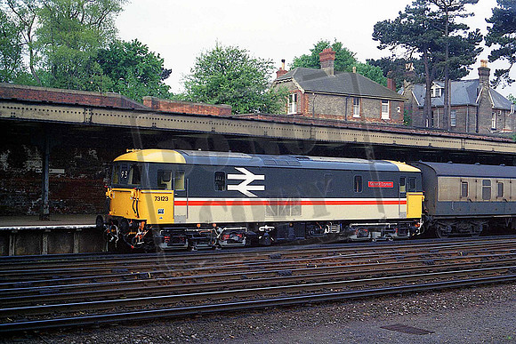 73123 GATWICK EXPRESS (Cat No MSP73123D) Bournemouth 13-06-1987 Mike Spencer 049