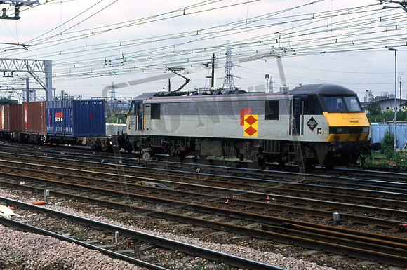 90021 (cat No UN90021) Stratford 1994