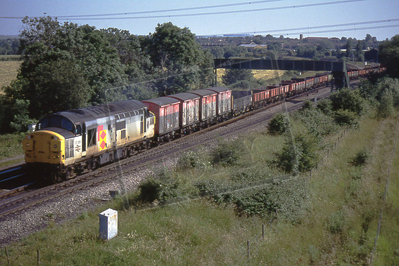 37029 (Cat N0 92-44) Didcot North Junction on the 6M79 company train. 10-07-91 Ian Ball