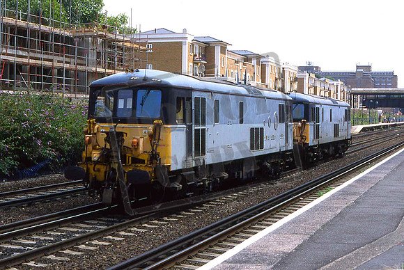 73118 & 73130 (Cat No UN73118) Kensington Olympia 08-07-1999