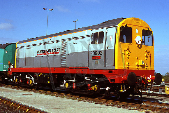 20902 LORNA (Cat No 203-04) Reading Turbo Depot. After arriving from Wimbledon on weedkiller. 15-04-97 Darren Ford