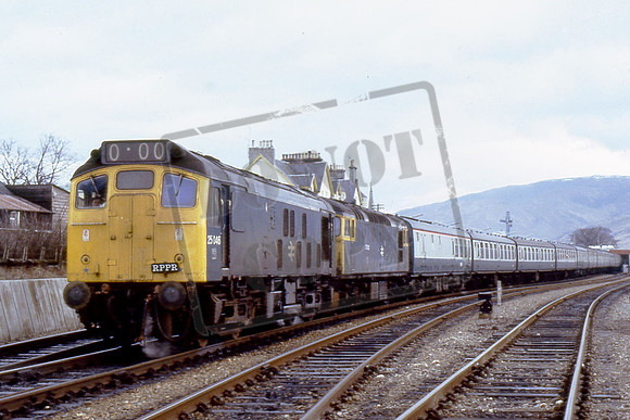 25046 27002 Cat No 204-13) RPPR railtour at Fort William. Colin J Marsden