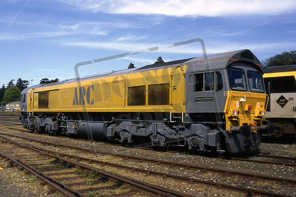 59102 VILLAGE OF CHANTRY ((Cat No 205-17) Exeter Riverside 30-04-94 Arthur Canning