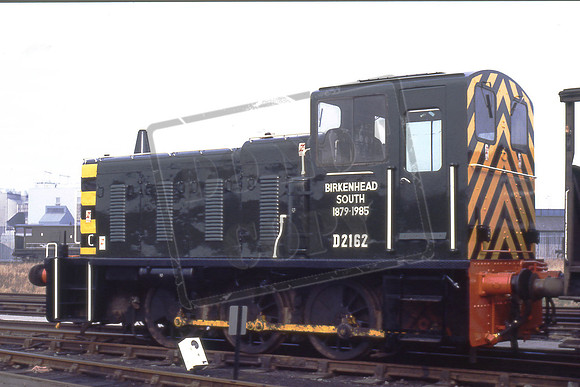 03162 D2162 (Cat No209-16) BIRKENHEAD SOUTH 1879-1985 At Birkenhead North. 18-02-87 Bob Cragg
