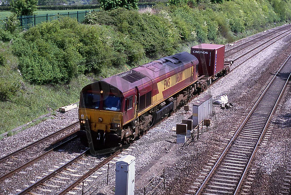 66001 (Cat No MH66001B) Westbury Lane, Purley 17-05-2010 Martin High