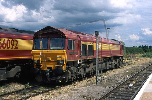 59202 VALE OF WHITE HORSE (Cat No MH59202B) Didcot 30-06-2011 Martin High