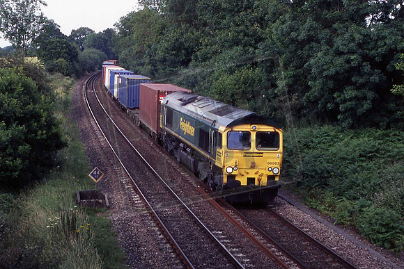 66563 (Cat No MH66563) Silchester 04-07-2011 Martin High