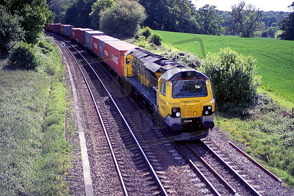 70008 (Cat No MH70008) Silchester 12-05-2011 Martin High