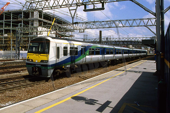321443 (Cat No UN321443) Stratford 24-06-2009