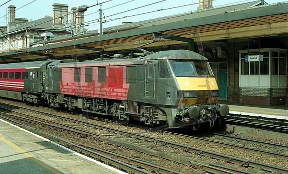 90 012 ipswich 17 6 06 a