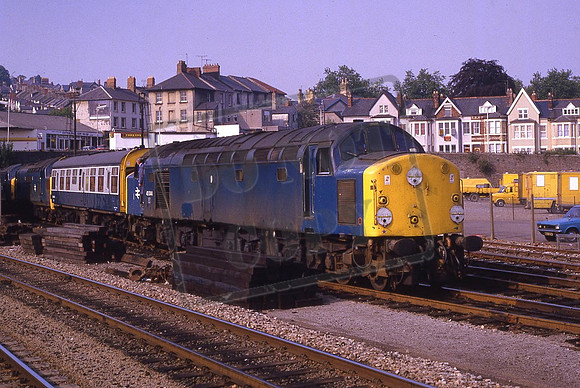 40044 (Cat No UN40044) Newport Godfrey Road 11-08-1984