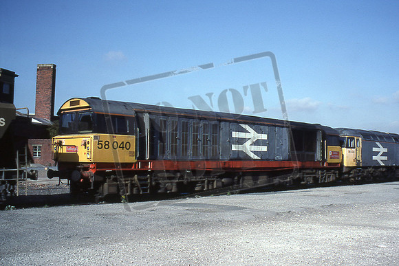 58040 (Cat No TTR613) At Coalville SEPT 90 Martin High