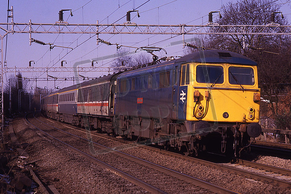 87013 JOHN O'GAUNT (Cat No KMM87013) Hunton Bridge Up Inter-City Thursday 20-02-1986 Ken Moseley C0019