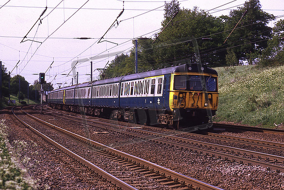 310720 (Cat No KMM3100720) Potters Bar 15.50 Royston - Kings Cross 27-05-1986 Ken Moseley C0141
