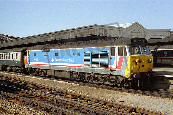 50025 INVINCIBLE (Cat No MSP50025B) Bristol Temple Meads 25-06-1989 Mike Spencer 190