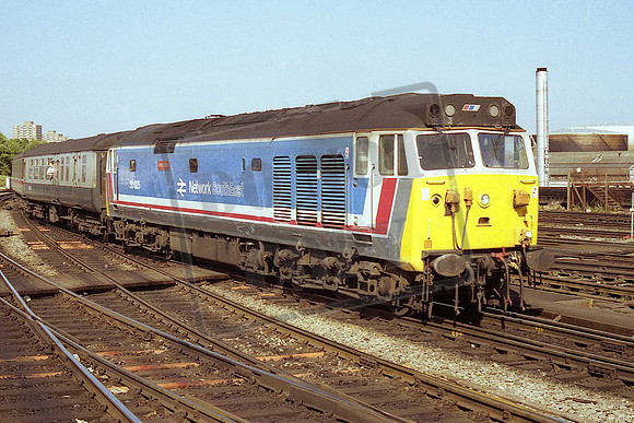 50025 INVINCIBLE (Cat No MSP50025D) Bristol Temple Meads 25-06-1989 Mike Spencer 190