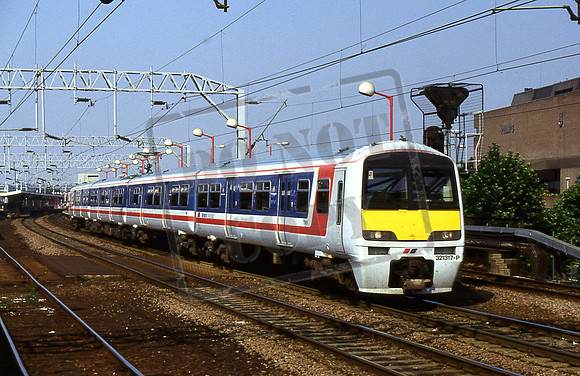 321317 (Cat No TTR943) Colchester AUG 91 Arthur Cannings