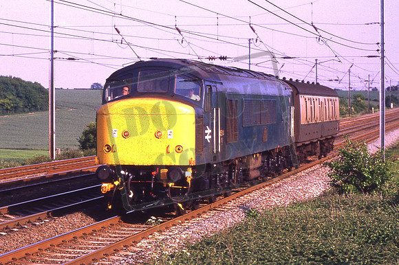 45114 (Cat No KMM45114) Near Ayres End 3G25 18.46 St Albans - Bedford Parcels 12-06-1986 Ken Moseley C0182