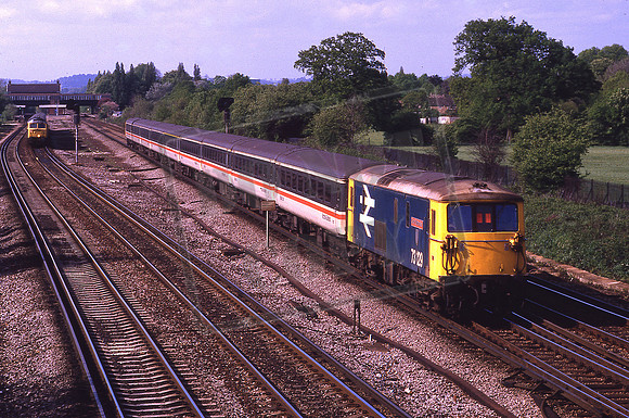 73129 CITY OF WINCHESTER (Cat No KMM73129) 1D55 16.50 Gatwick Airport - Victoria 22-05-1986 Ken Moseley C0132