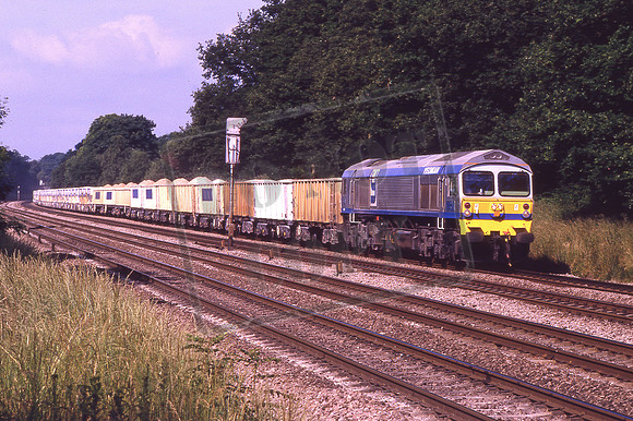 59001 YEOMAN ENDEAVOUR Waingels Woodley 6A24 03.30 Merehead Quarry - Acton & Brentford 03-07-1986 Ken Moseley C0295