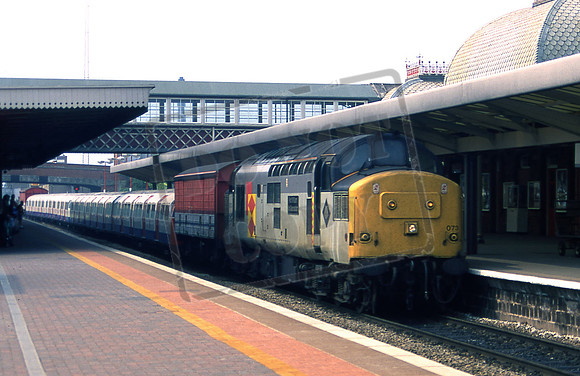 37073 FORT WILLIAM - AN GEARASDAN Slough with Underground stock 01-05-93 Dave Campbell