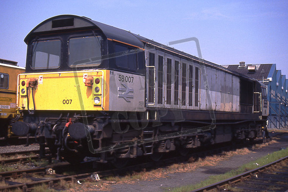 58007 DRAKELOW POWER STATION (Cat No TTR1953) Hither Green for driver training 15-05-94 Darren Ford