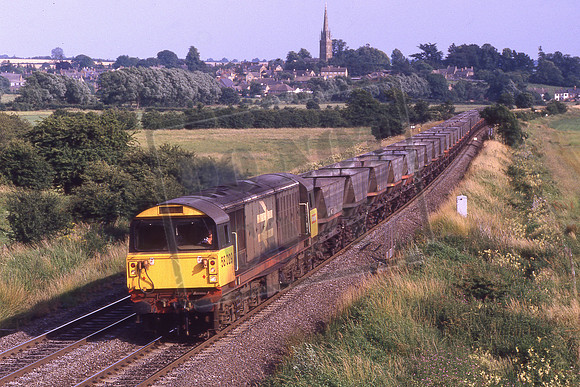 58029 (Cat No KMM58029) Down Empty Merry Go Round Ex Didcot Powere Station. Kings Sutton 16-07-1986 Ken Moseley C0327