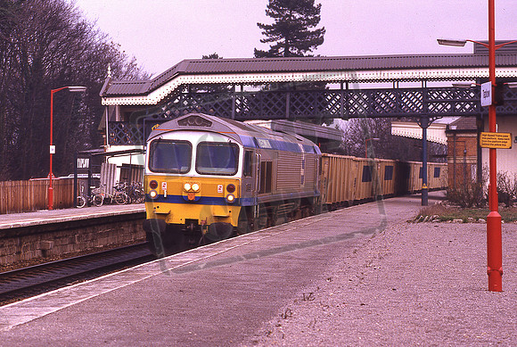 59003 YEOMAN HIGHLANDER (Cat No KMM59003C) 10.24 Ourfleet - Merehead Quarry 6V29 Taplow 05-03-1987 Ken Moseley