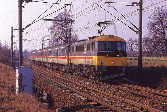 86210 CITY OF EDINBURGH (Cat No KMM87210B) Down Inter-City Near Hatfield Peverill. Unknown Date. Ken Moseley 0472