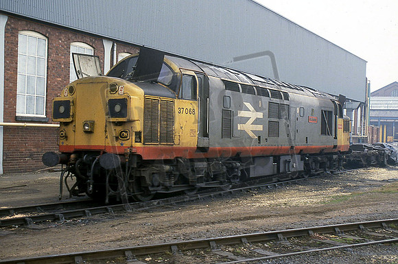 37068 (Cat No IBL37068) DONCASTER WORKS 15-12-1991 I BALL