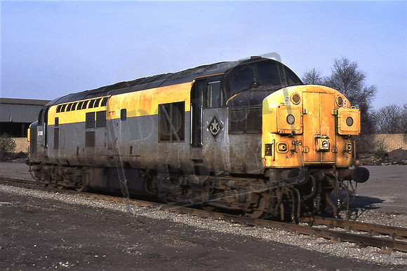 37095 (Cat No TTR2302) Scunthorpe Goods Yard 09-04-95 Michael Hill