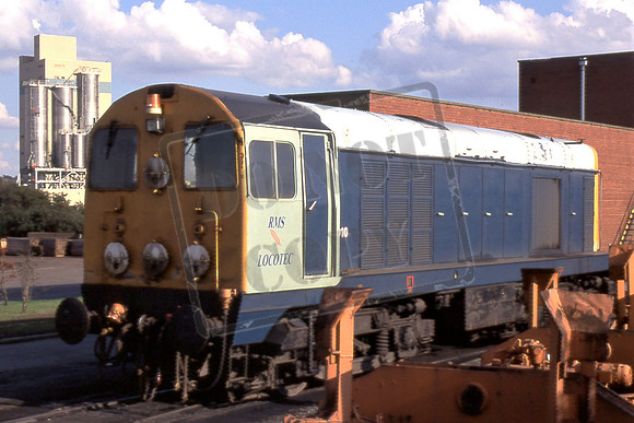 20107 H010 (Cat No TTR2338) Locotec branding. Flixborugh Wharf. 12-09-95 Michael Hill