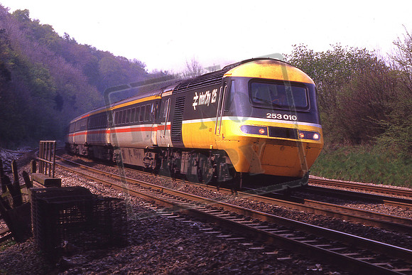 43020 253010 (Cat No KMM43020) 12.35 Swansea - Paddington 1A49 Pangbourne Cuitting 24-04-1987 Ken Moseley C0581