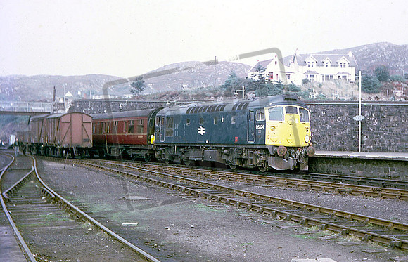 5324 (Cat No UN5324) KYLE OF LOCHALSH 10-4-68