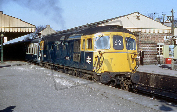 6520 Basingstoke UN6528