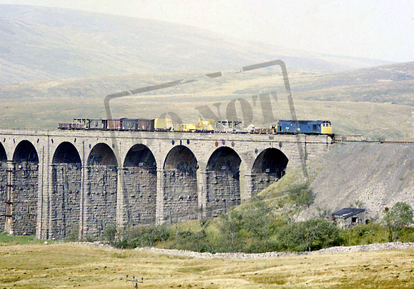 25306 (Cat No UN25306) RIBBLEHEAD VIADUCT 16-9-1982