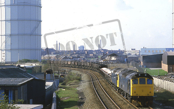 25325 & 25322 (Cat No JT25325) ST HELENS 24-4-85 JON TAVENER