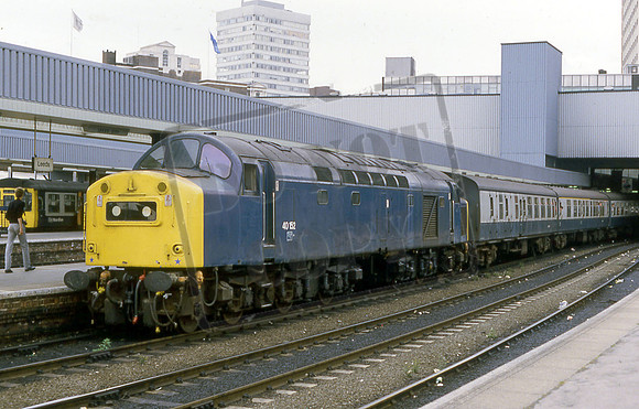 40152 (Cat No UN40152) LEEDS