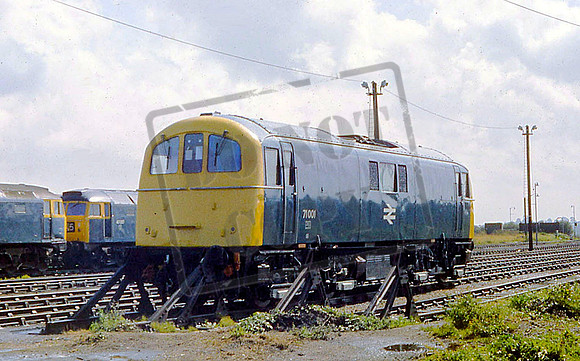 71001 (Cat No RU71001) EASTLEIGH 2-9-1974 (R USHER)