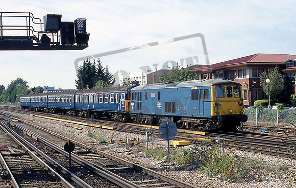 73208 EMU3417 (Cat No MD73208) BASINGSTOKE 2-9-10 MARTYN DAVIES