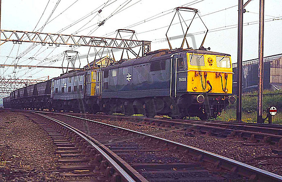 76008 76011 (Cat No UM76008) HUDDERSFIELD JUNC JUNE 79 MGR FOR FIDDLERS FERRY